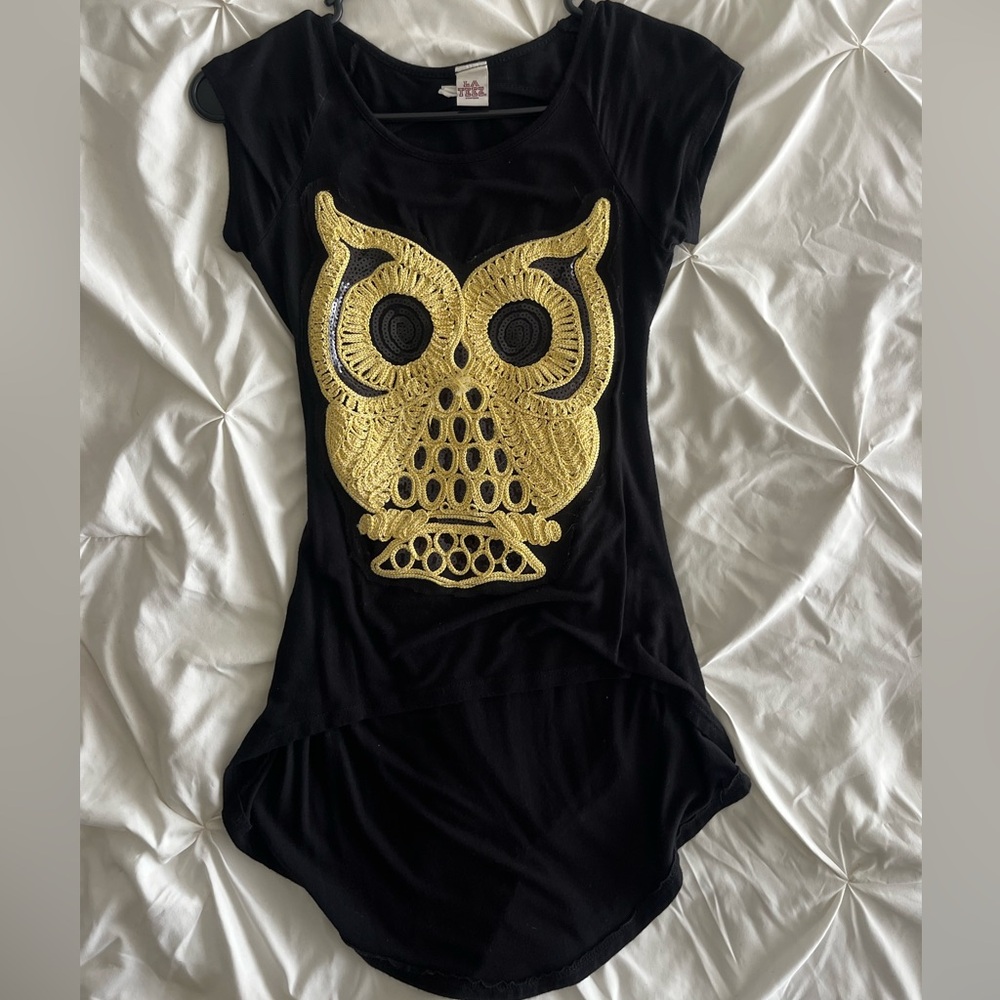 La Teez Black Tee with Gold Owl Design